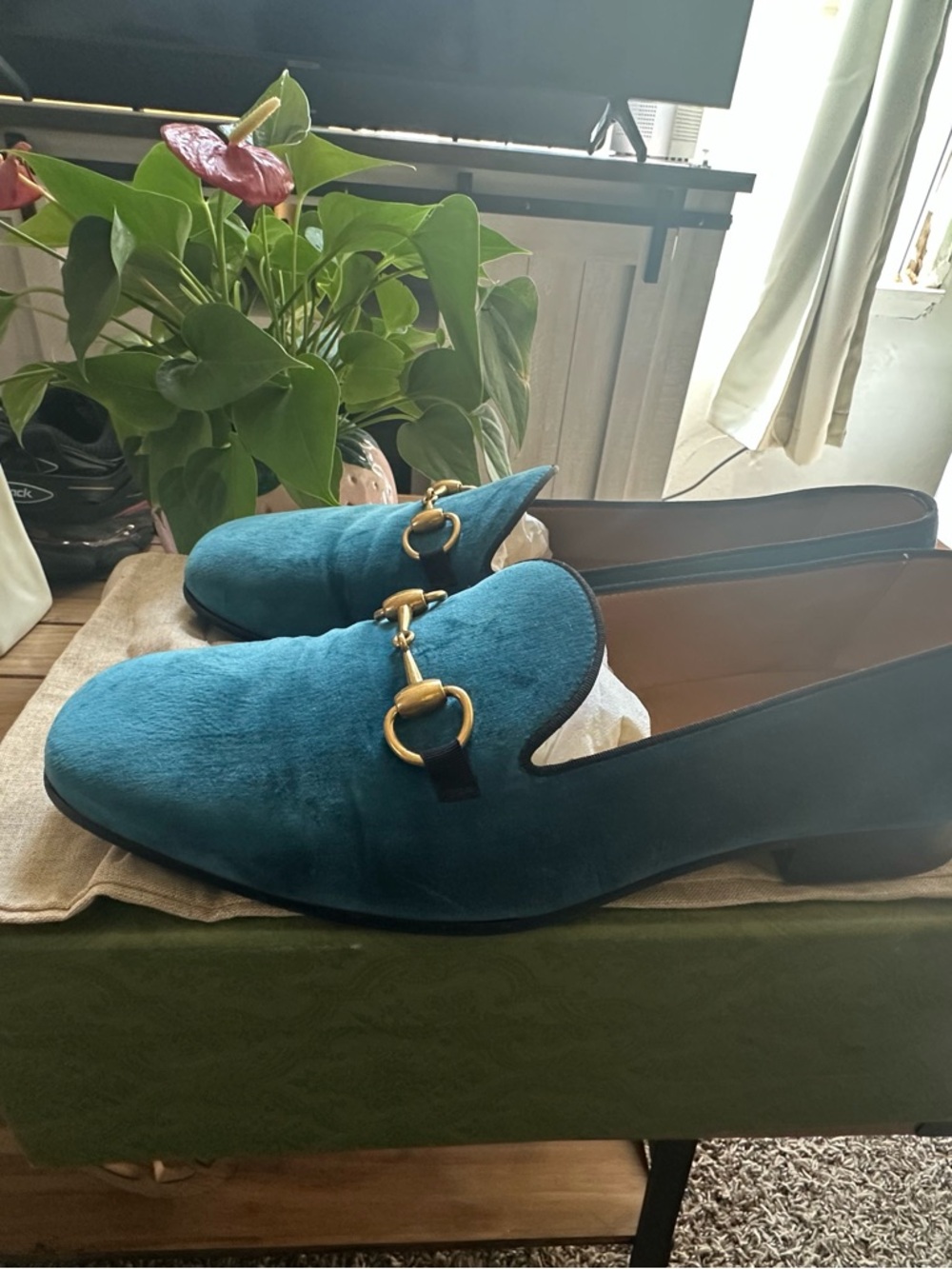 Gucci Teal Velvet Horsebit Slip-On Loafers